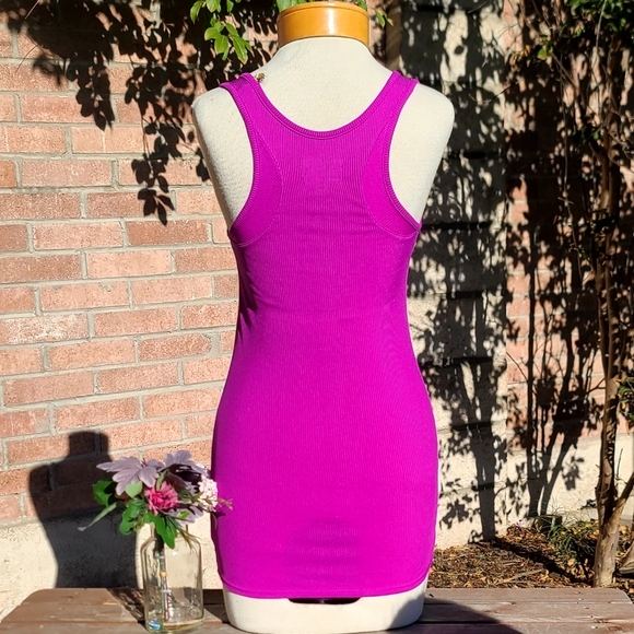 Under Armour purple workout top - Picture 3 of 4